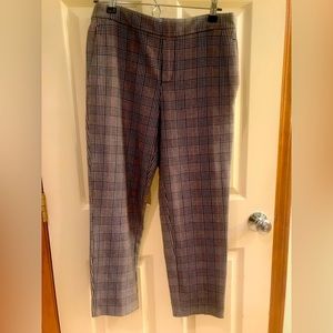 EUC Old Navy pants Size 6